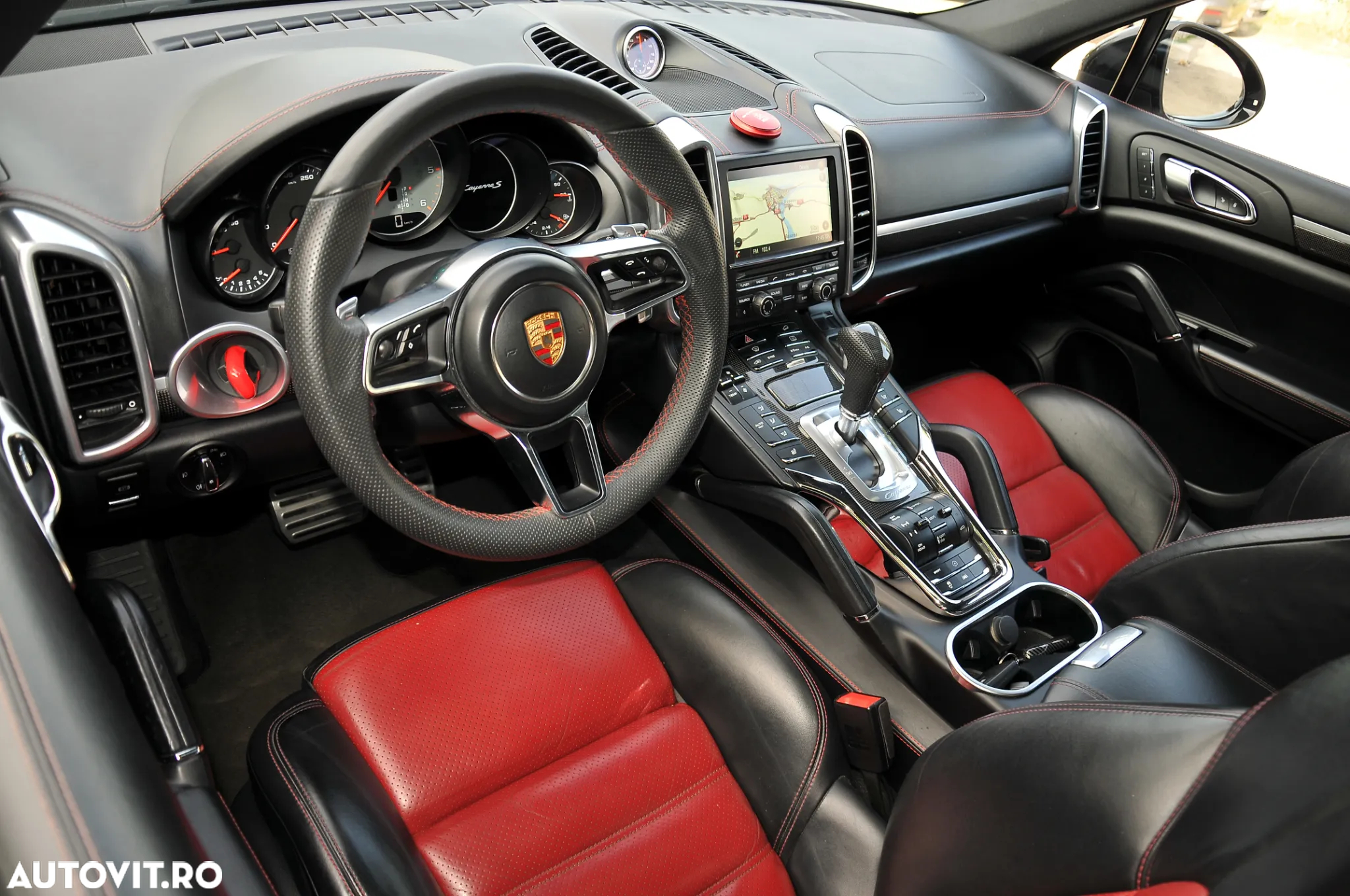 Porsche Cayenne S Diesel Platinum Edition - 4