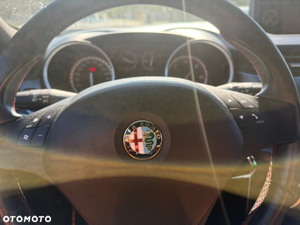 Alfa Romeo Giulietta 2.0 JTDM Distinctive - 11