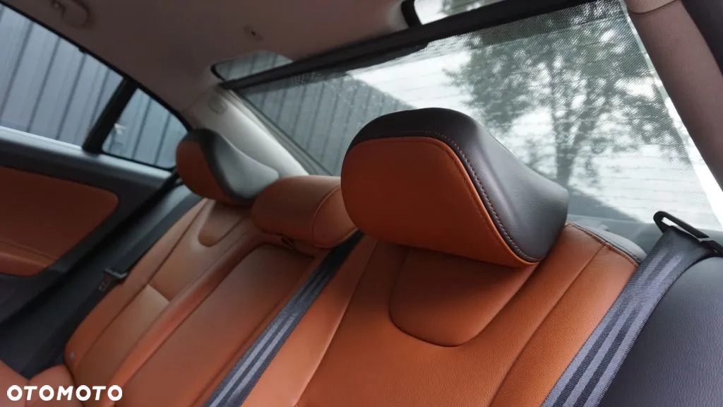 Volvo S60 2.5 T5 - 20