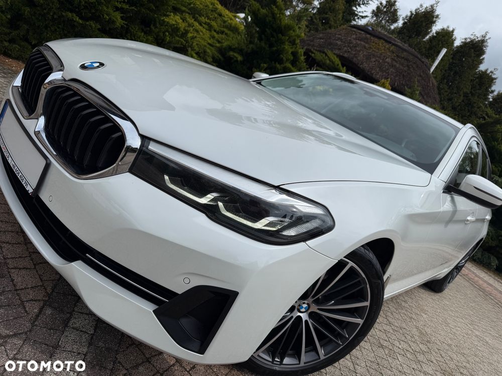 BMW Seria 5 520d M Sport Edition - 3