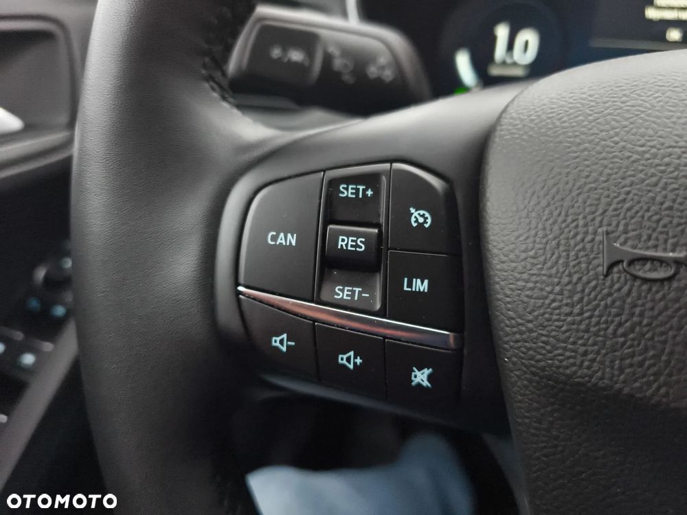 Ford Focus 1.0 EcoBoost mHEV Titanium X - 26