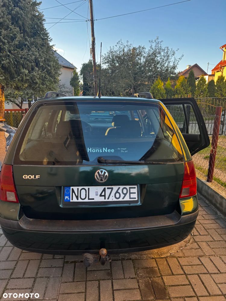 Volkswagen Golf - 4