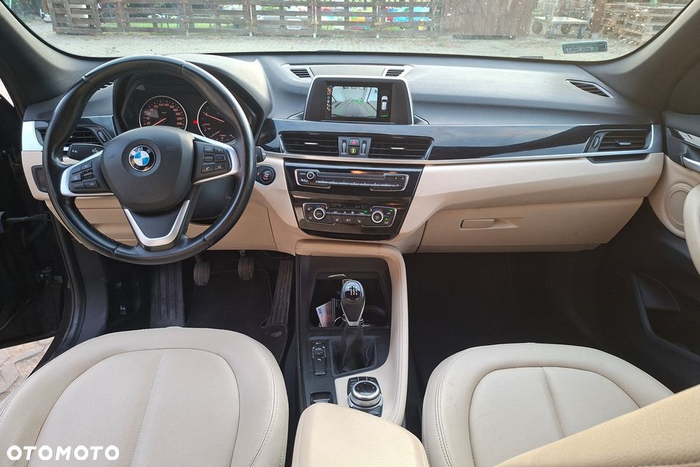 BMW X1 sDrive16d - 4