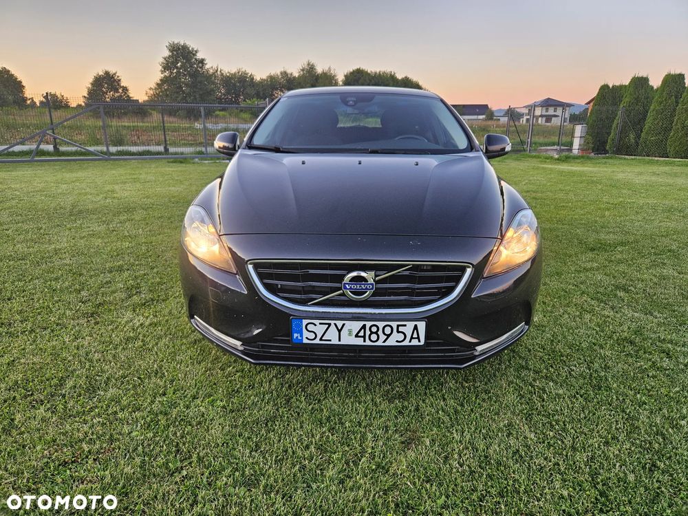 Volvo V40 T2 - 19