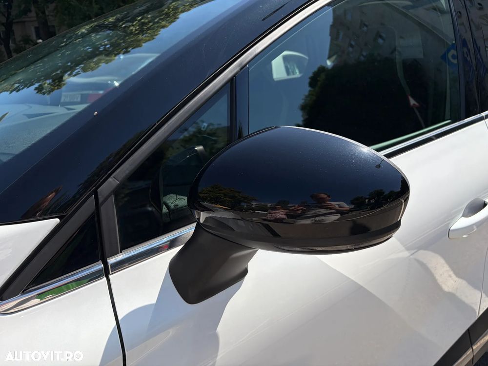 Renault Captur MHEV 140 Techno - 4