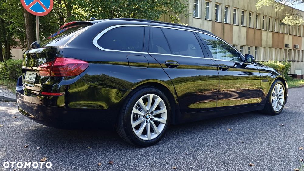 BMW Seria 5 520d Luxury Line - 11