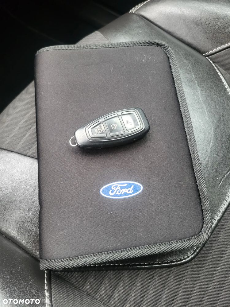 Ford Focus 1.0 EcoBoost Titanium - 29