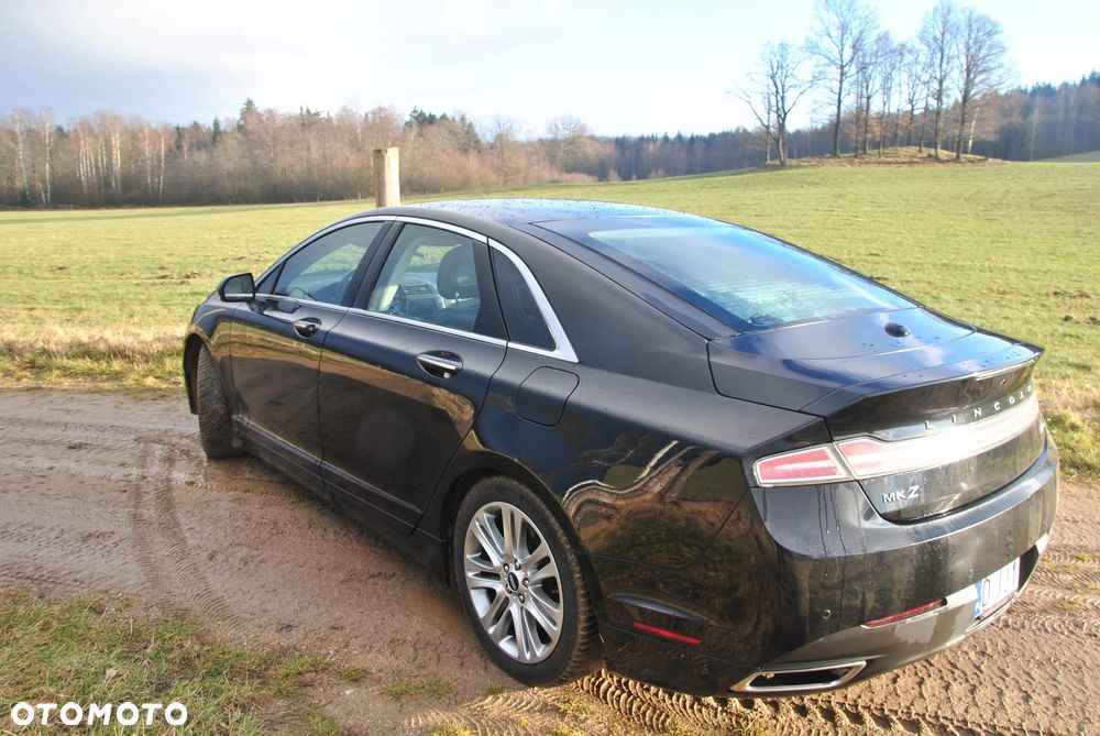 Lincoln MKZ - 9