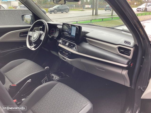 Suzuki Swift 1.2 Dualjet Hybrid MT Club - 36