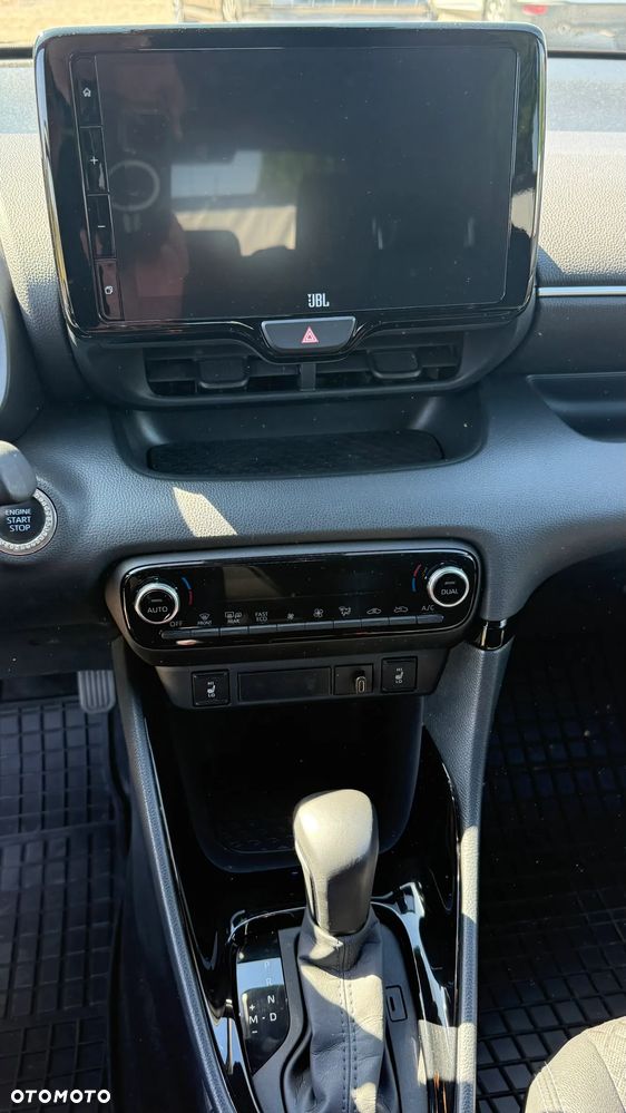 Toyota Yaris 1.5 Style CVT - 8