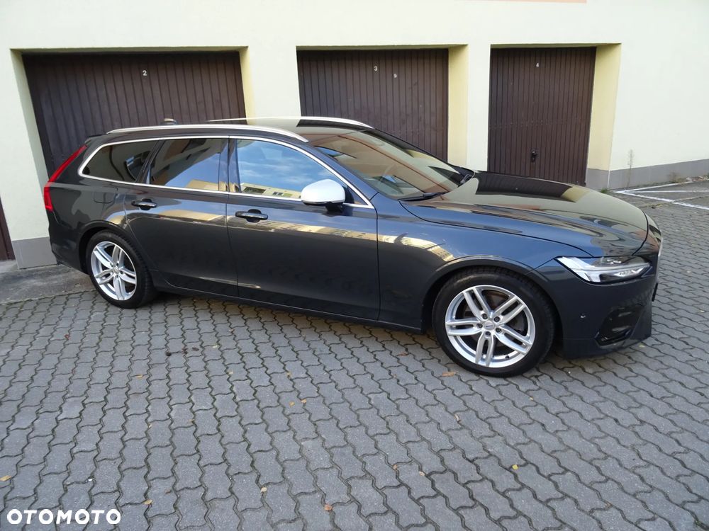 Volvo V90 D4 Geartronic R Design - 24