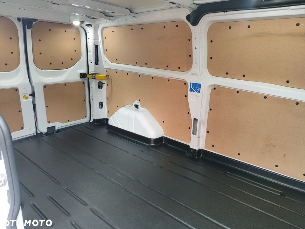 Ford Transit Custom - 26