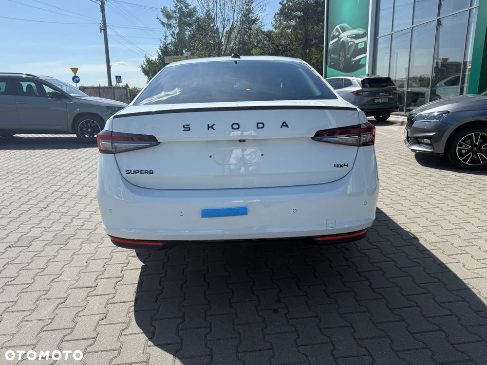 Skoda Superb 2.0 TSI 4x4 Sportline DSG - 5