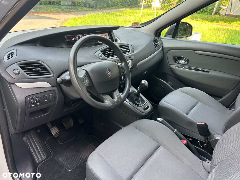Renault Scenic 1.6 16V 110 TomTom Edition - 16