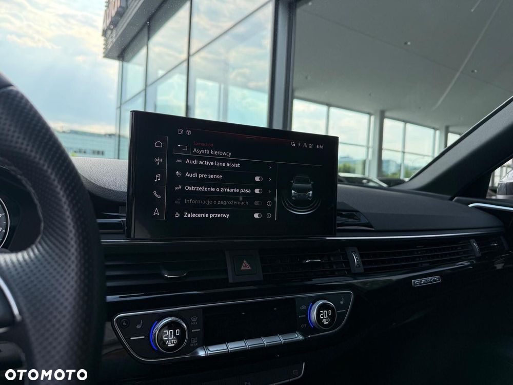 Audi A4 Limousine - 31