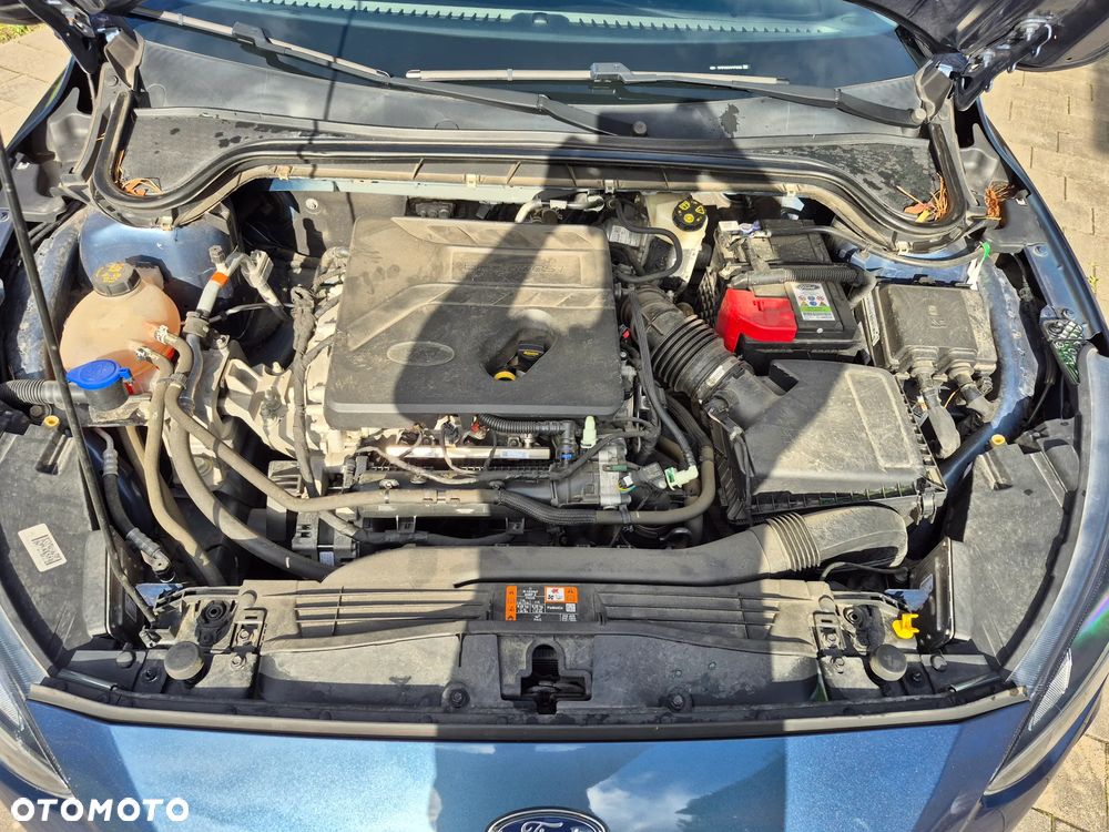 Ford Focus 1.5 EcoBoost Active - 11