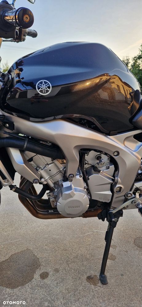 Yamaha FZ6 - 12