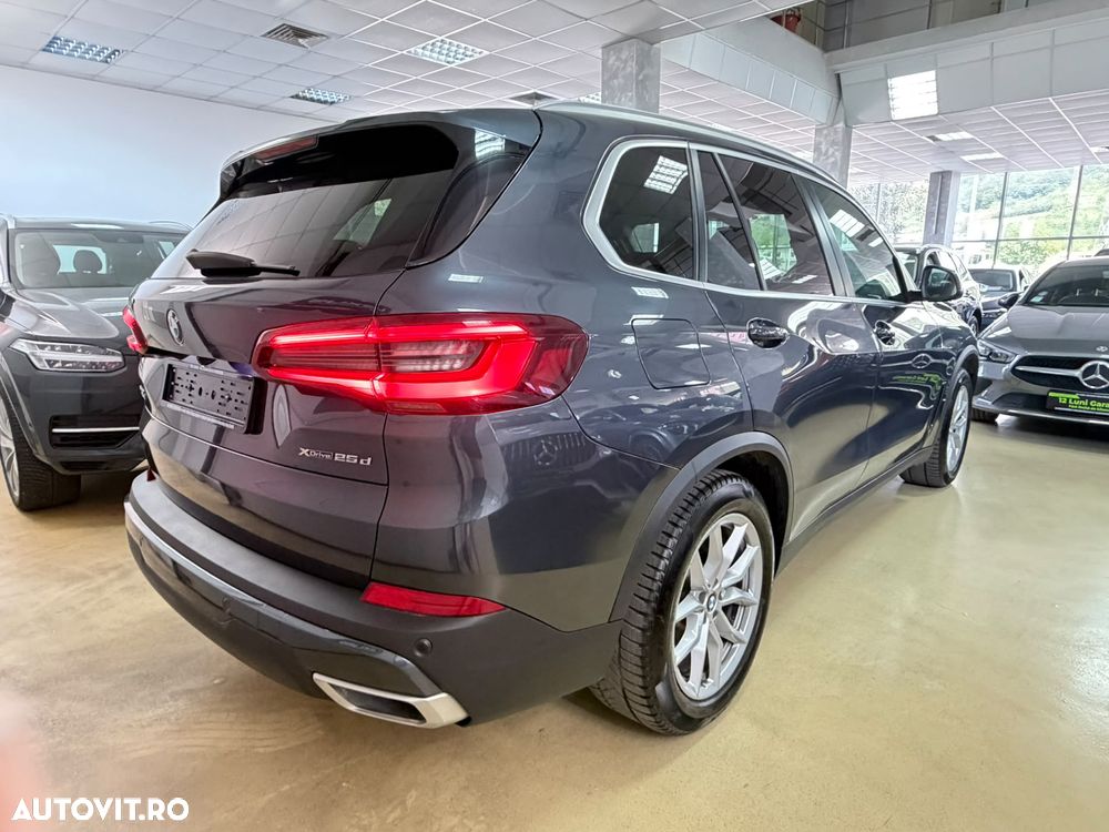 BMW X5 xDrive25d - 9