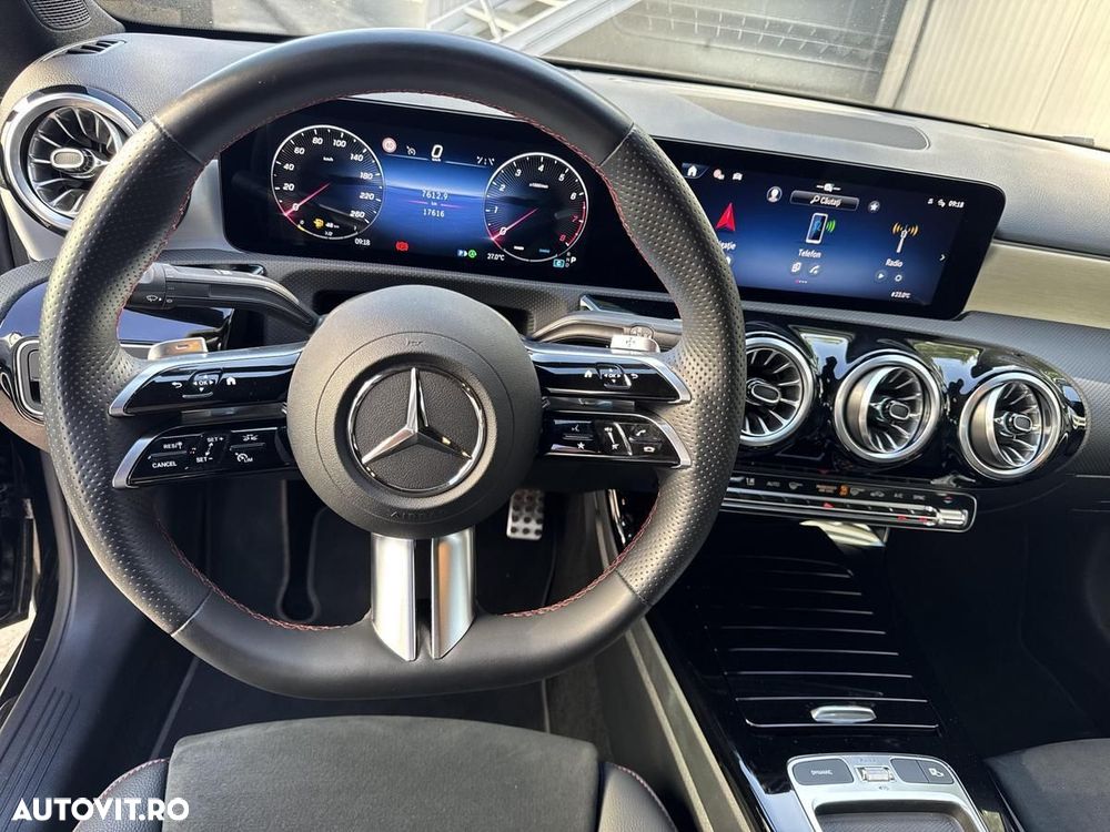 Mercedes-Benz A 200 Sedan MHEV 7G-DCT - 10