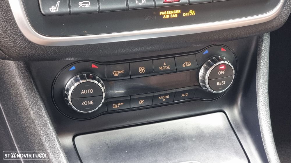 Mercedes-Benz GLA 200 CDi Aut. - 12