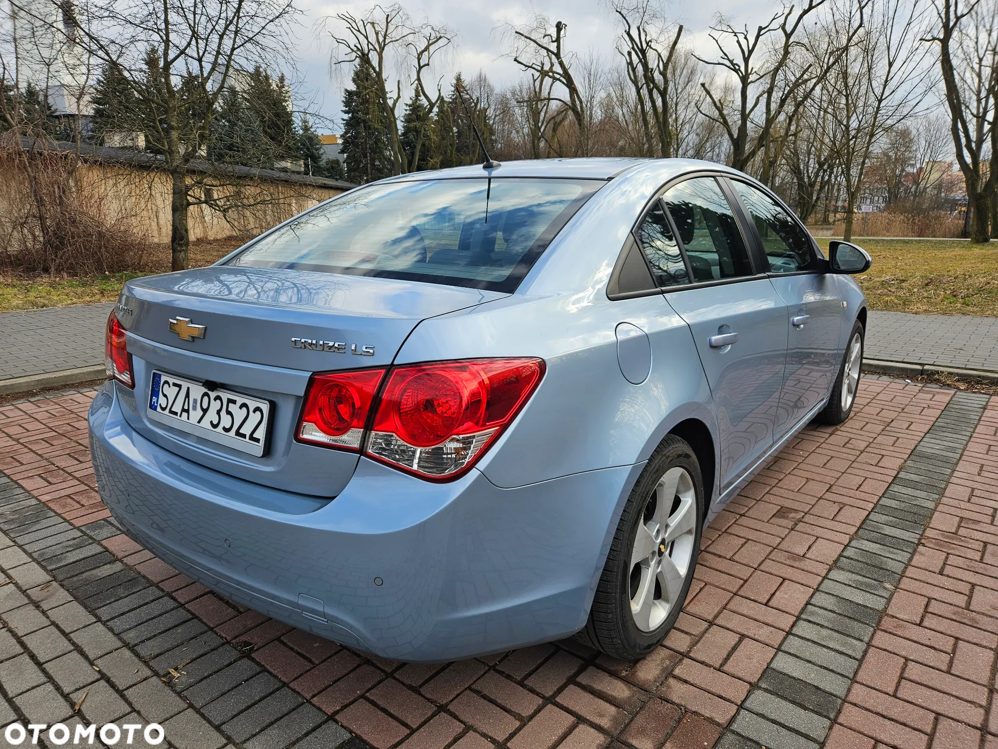 Chevrolet Cruze 1.6 LS - 7