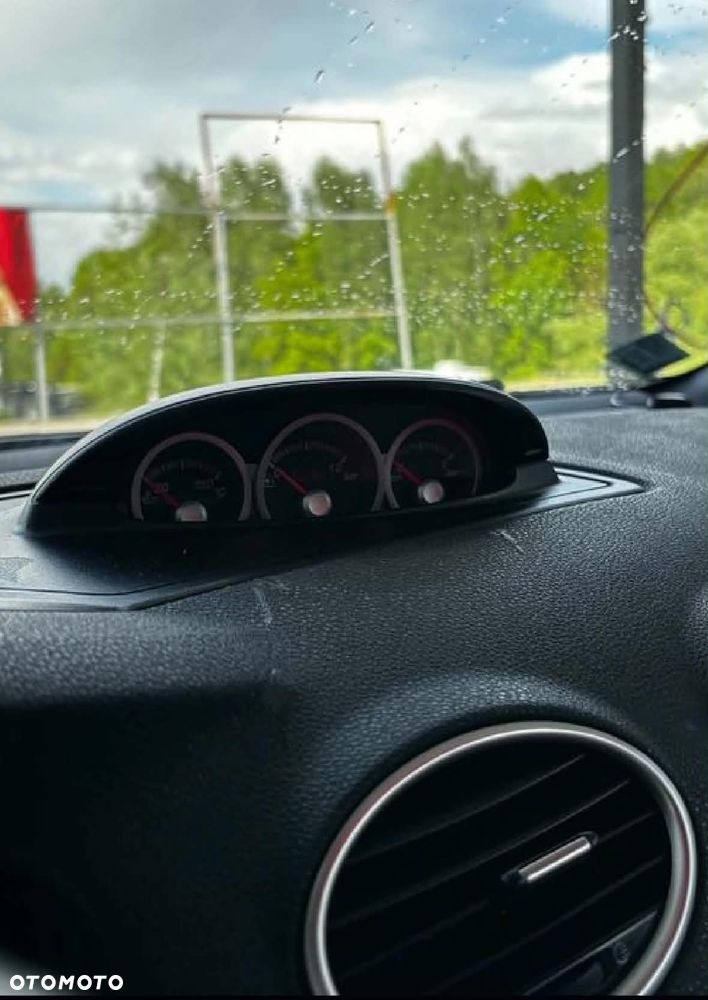 Ford Focus ST - 14