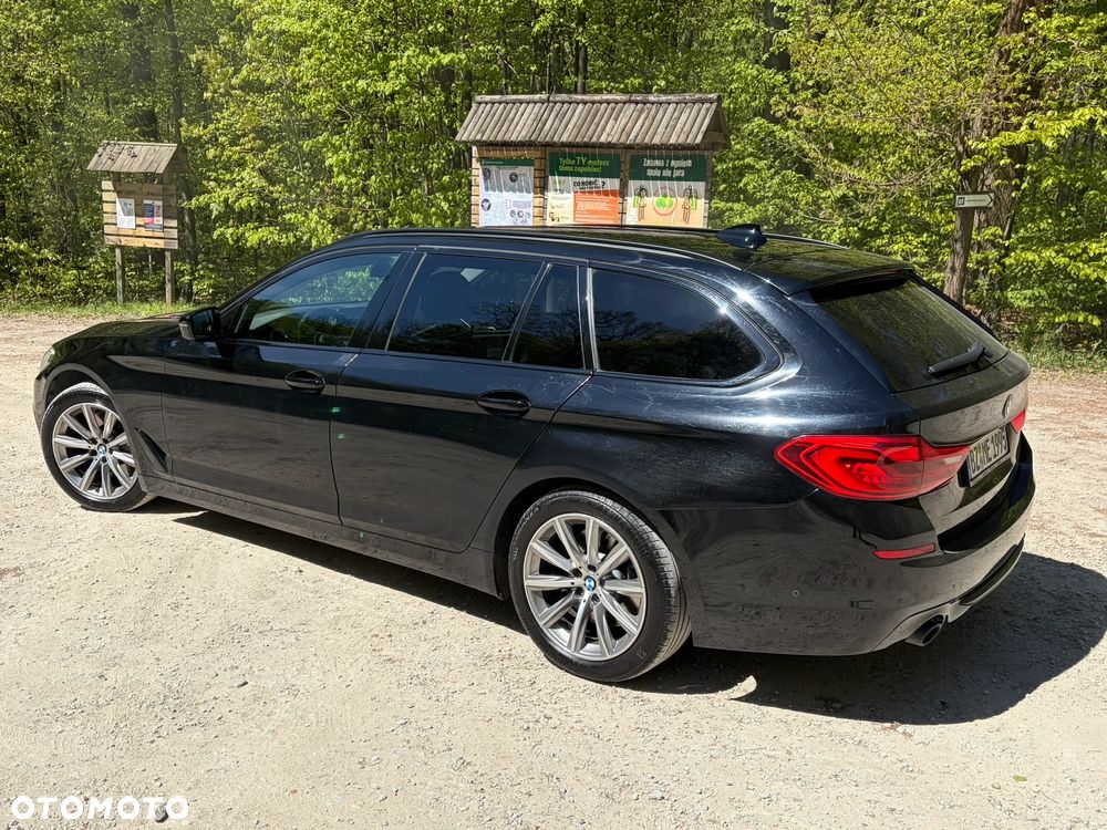 BMW Seria 5 530d xDrive - 2