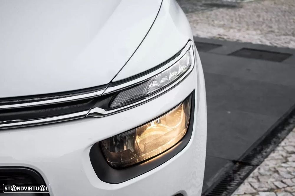 Citroën Grand C4 Spacetourer - 3