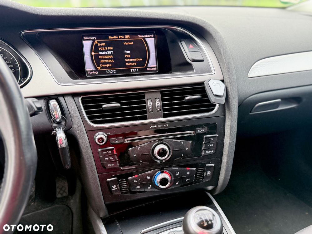 Audi A4 Avant - 10