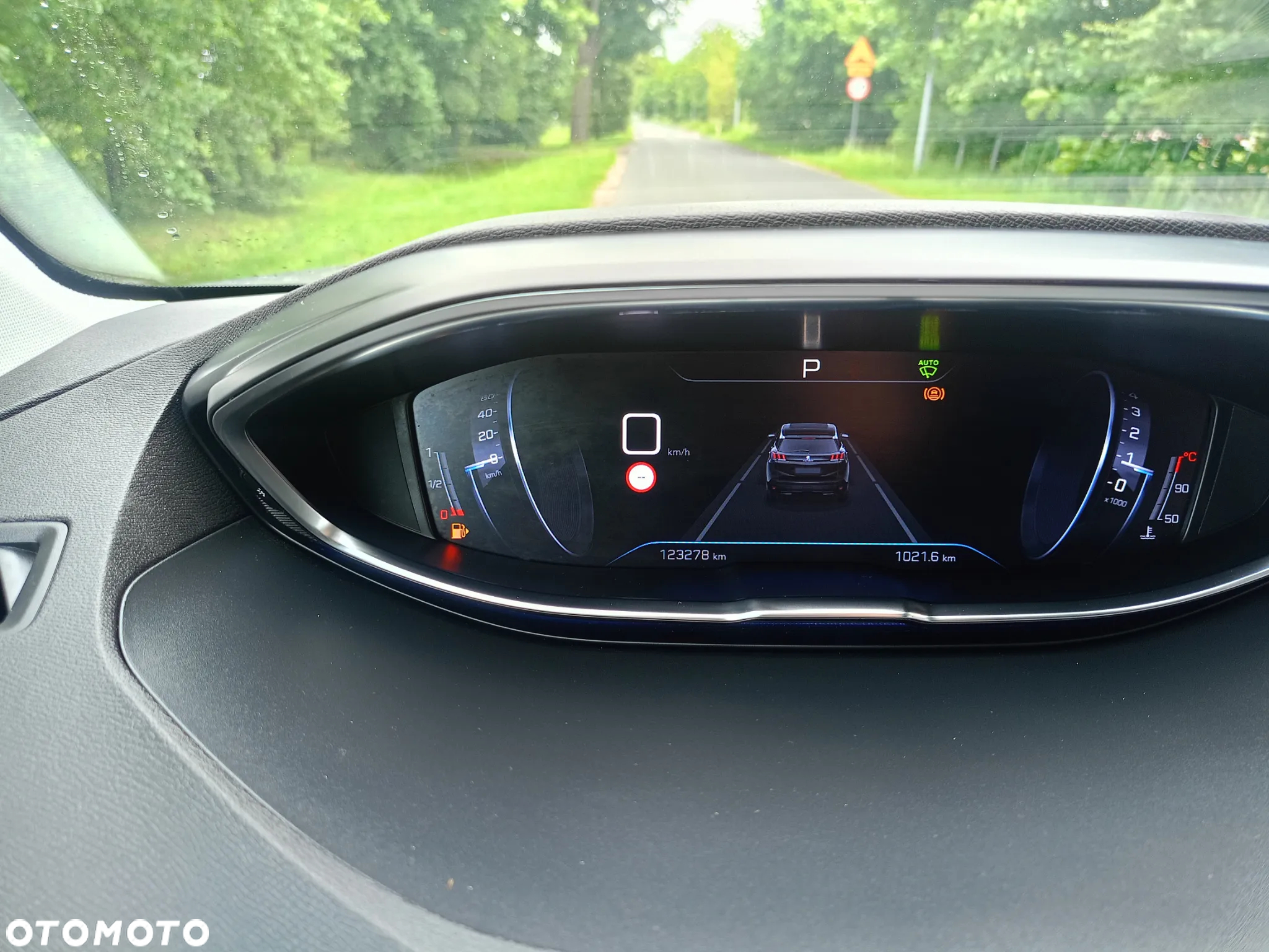 Peugeot 3008 BlueHDi 130 Stop & Start EAT8 Allure - 10