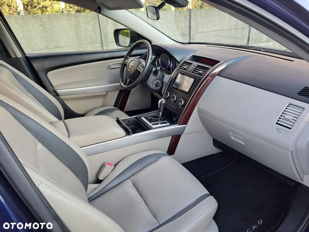 Mazda CX-9 3.7 V6 - 3