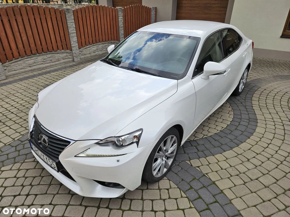 Lexus IS 200t Elite - 1