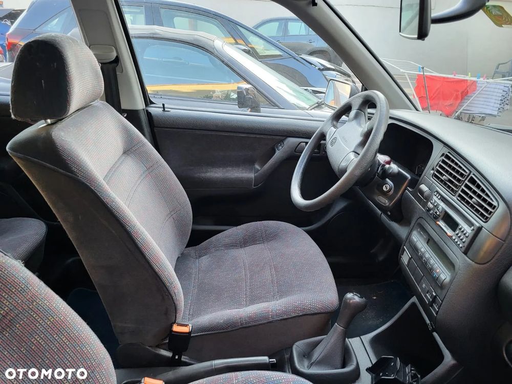 Volkswagen Golf 2.0 Syncro - 13