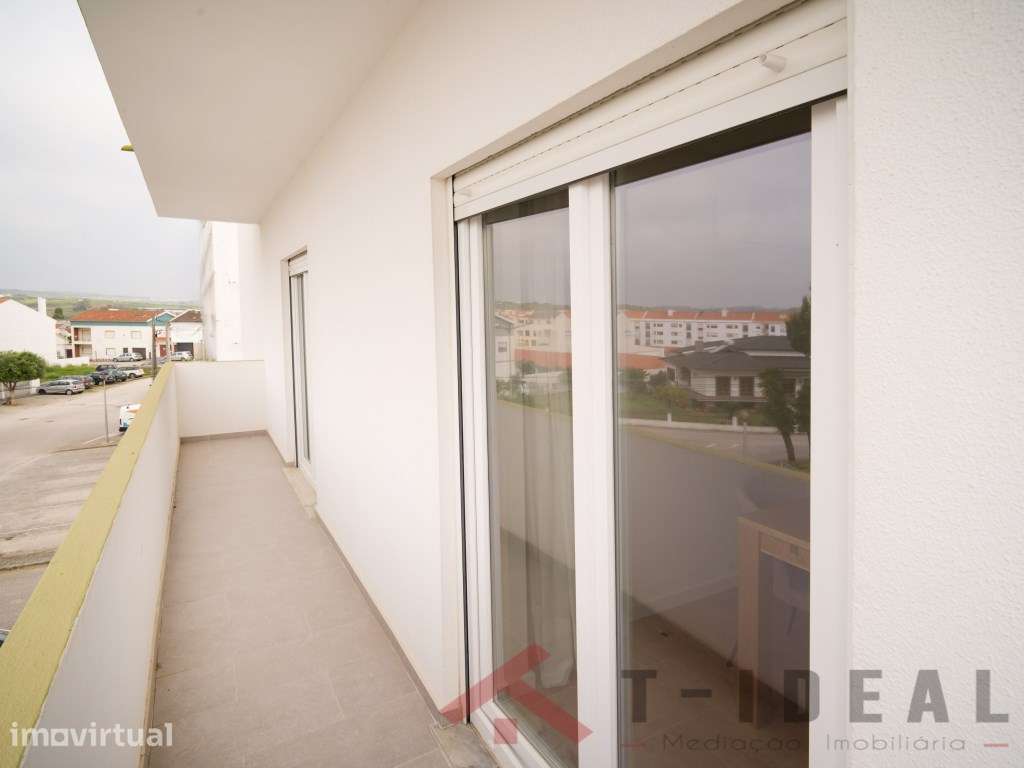 Apartamento T3 na vila da Lourinhã - Grande imagem: 3/43