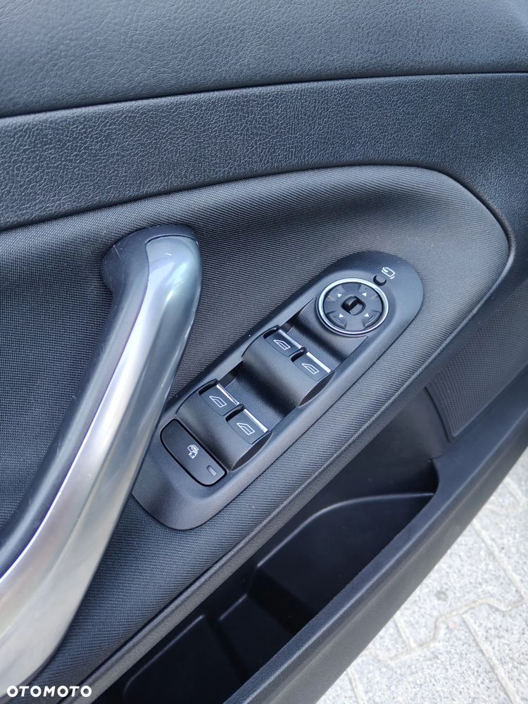 Ford Mondeo 2.0 TDCi Titanium S - 15