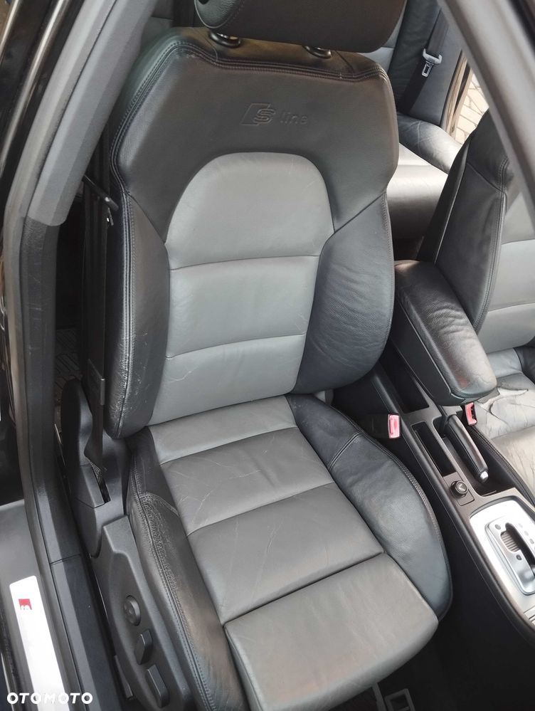 Audi A4 Limousine - 8