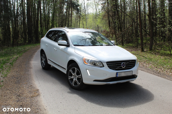 Volvo XC 60 T6 AWD Momentum