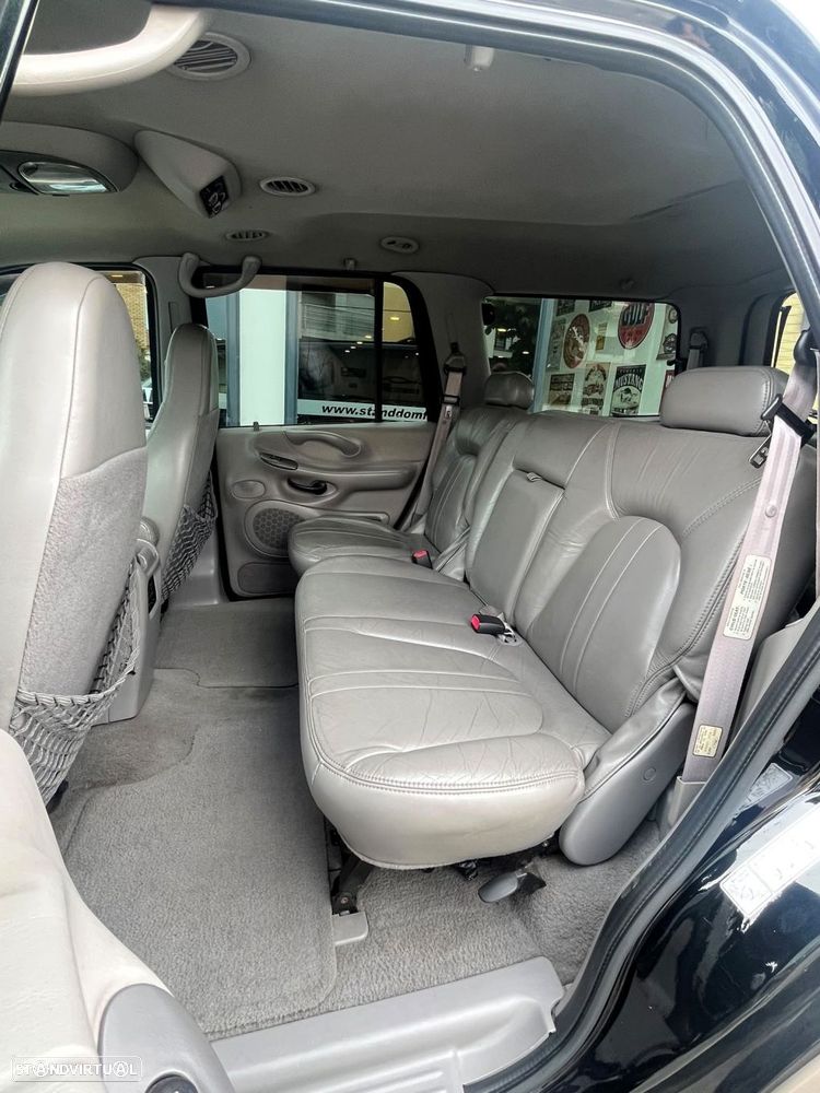 Ford Expedition - 7