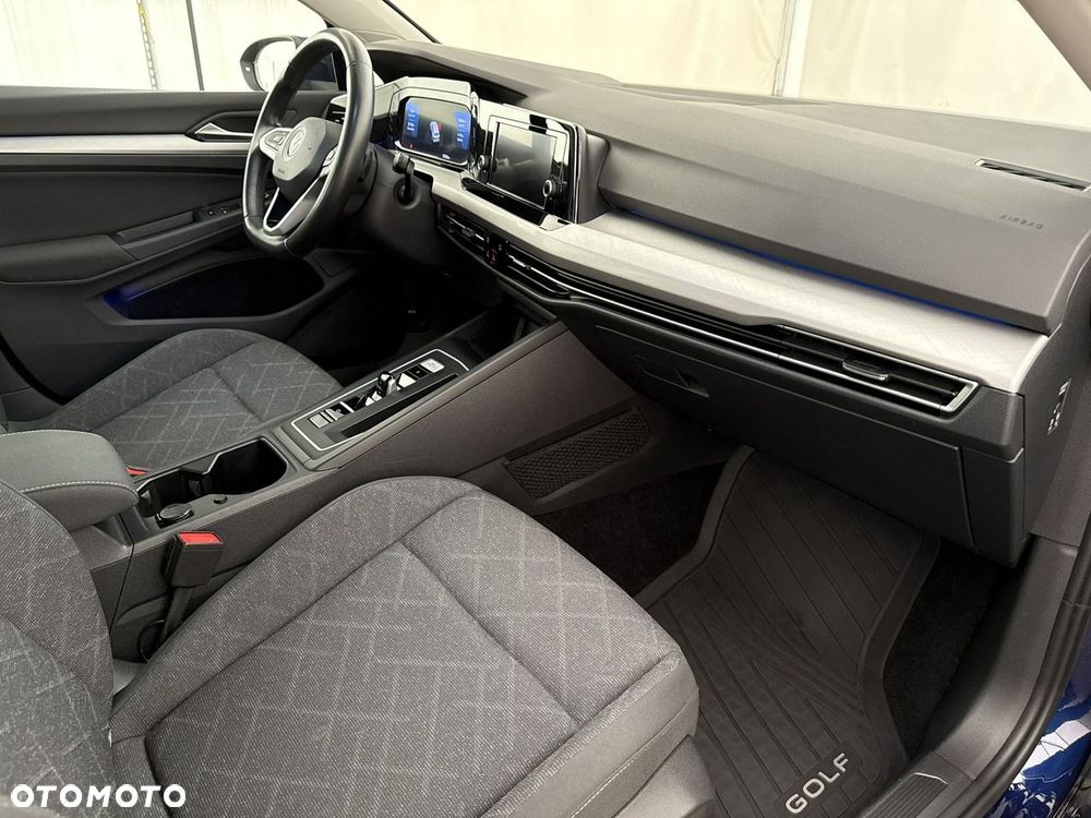 Volkswagen Golf - 27