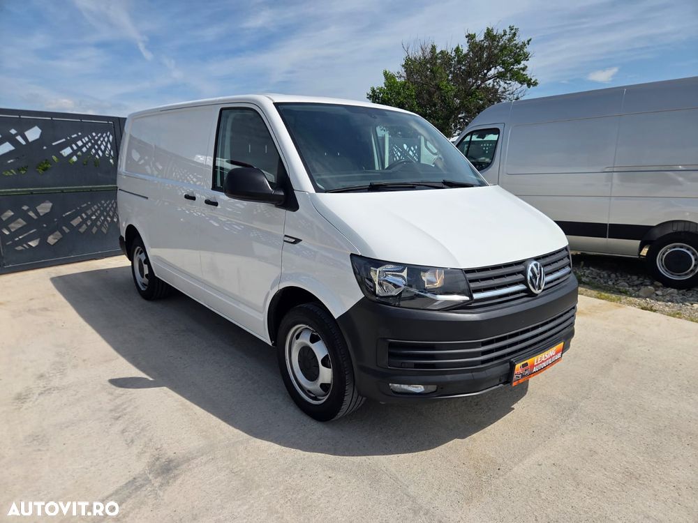 Volkswagen Transporter Business Line 204CP - 4
