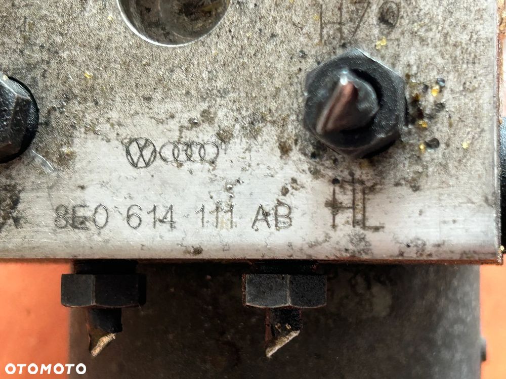 POMPA HAMULCOWA ABS 8E0614111AB 0273004281 VW PASSAT B5 AUDI A4 B5 - 4