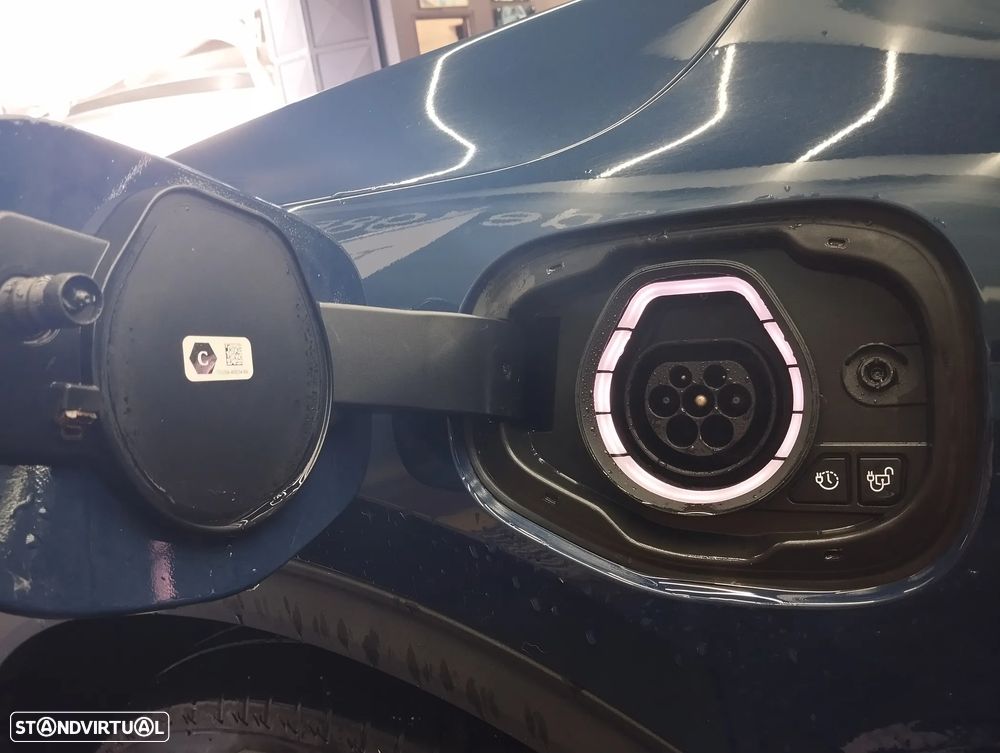 Ford Kuga 2.5 PHEV Titanium - 12