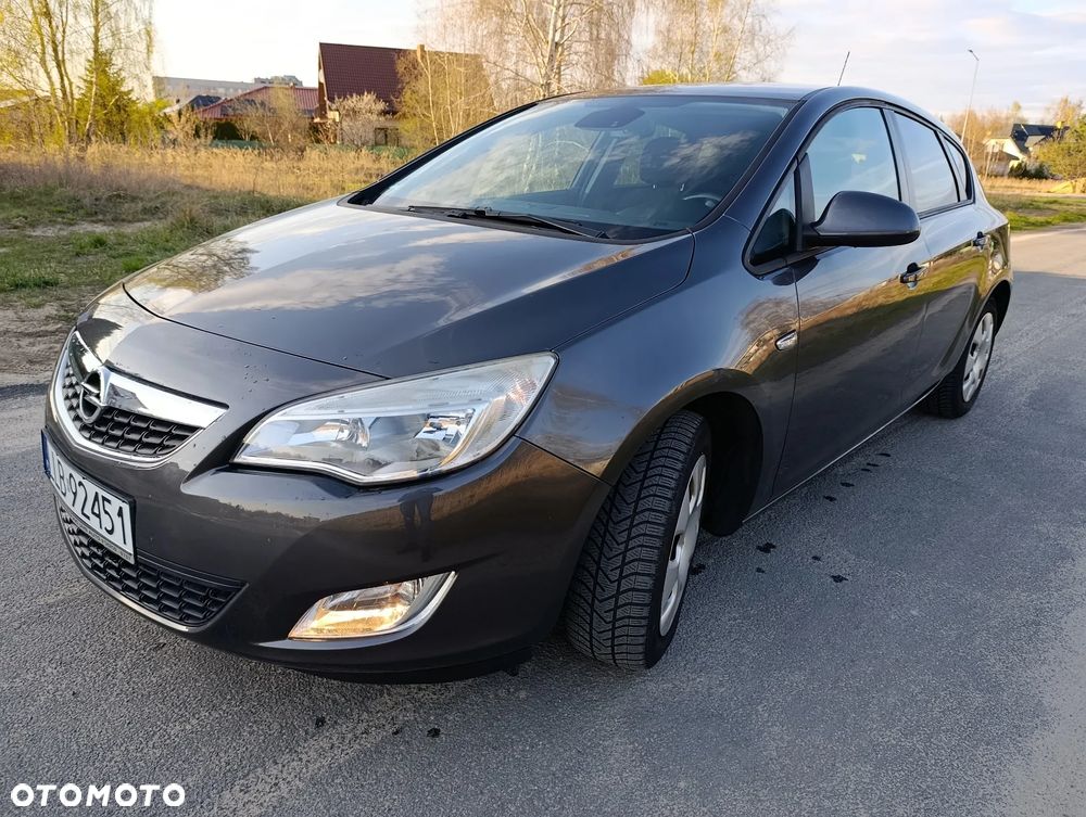Opel Astra 1.6 Catch me - 3