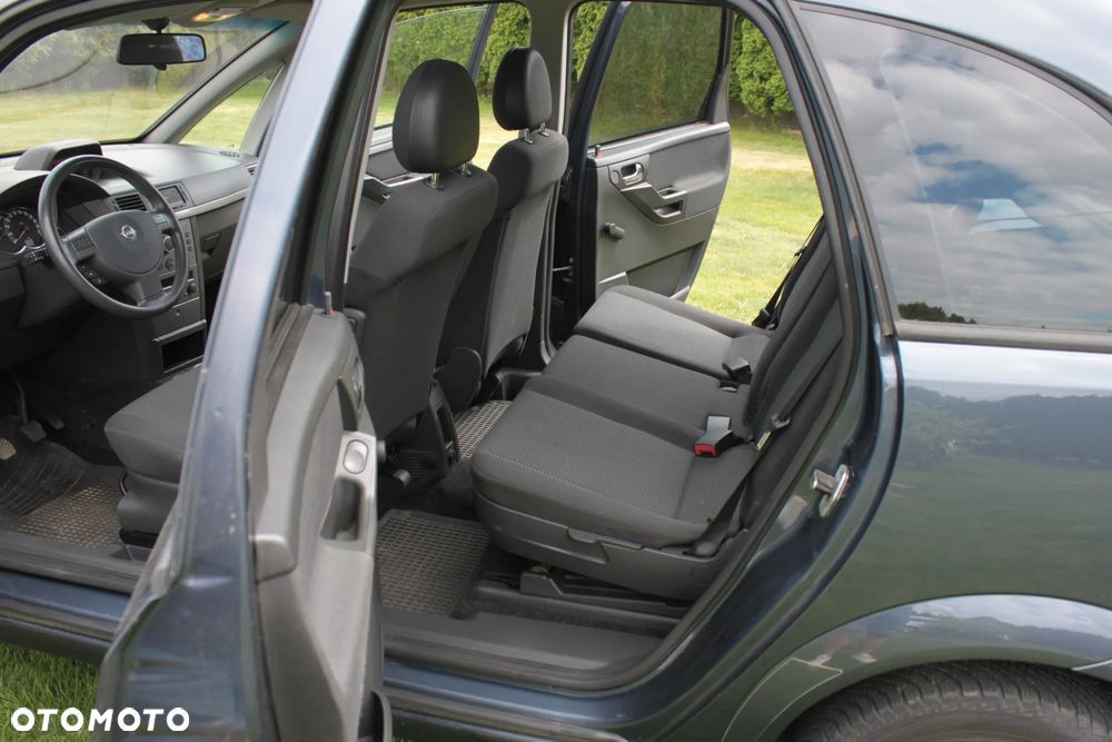Opel Meriva - 18