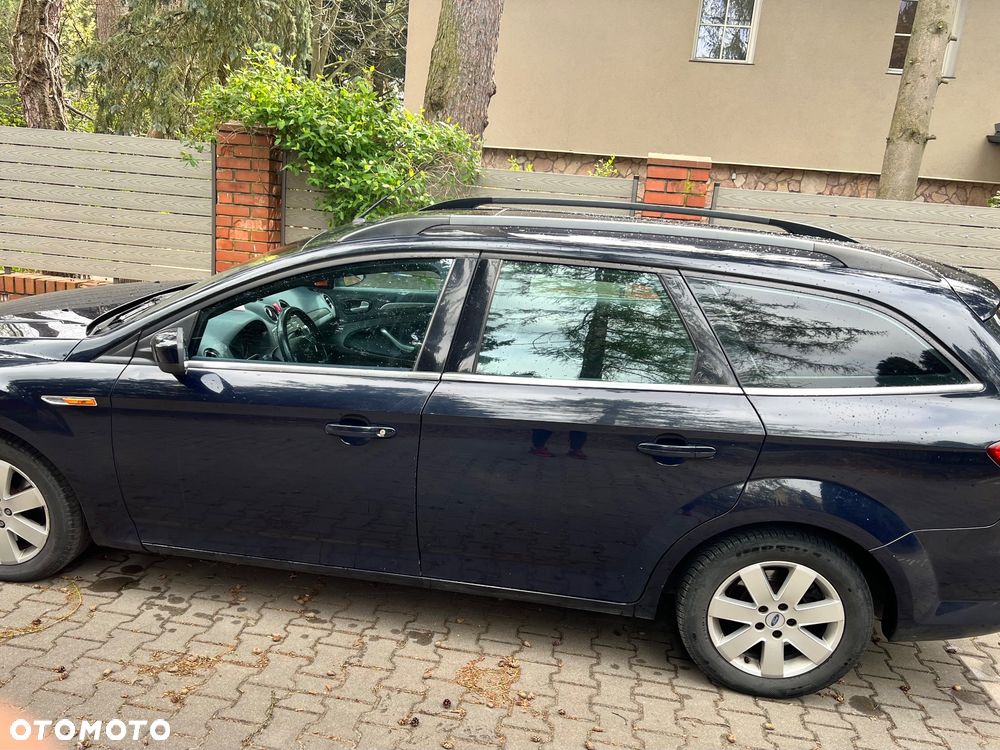 Ford Mondeo 2.0 TDCi Ambiente - 1
