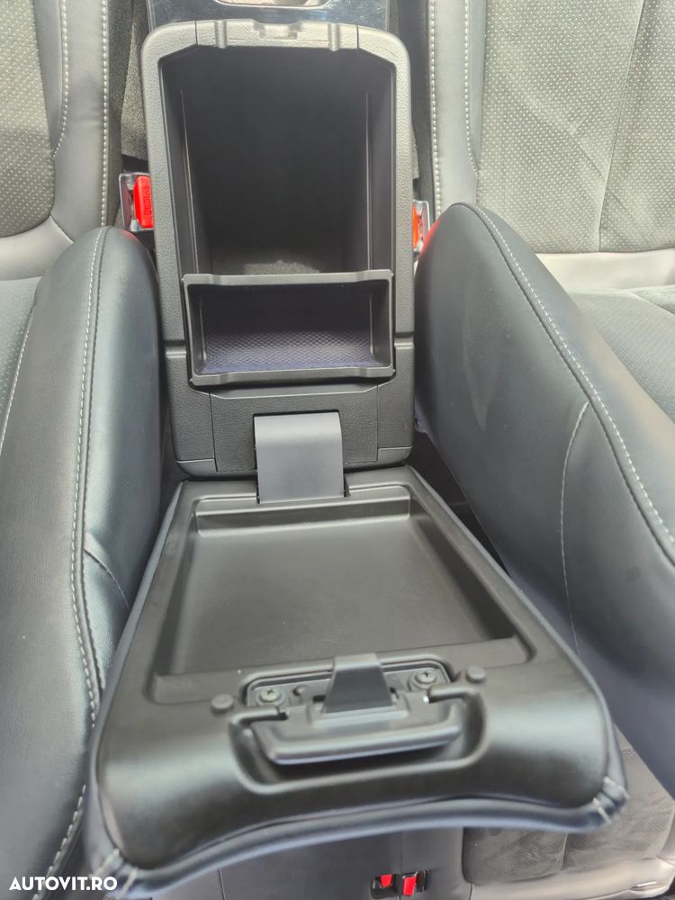 Mitsubishi Eclipse-Cross 4WD Select - 25