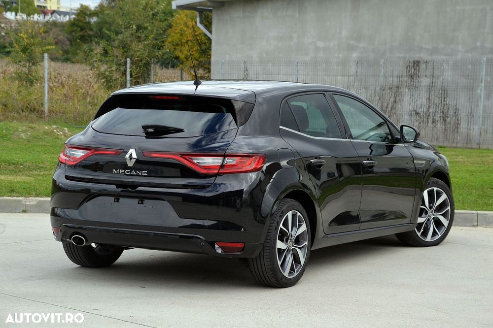 Renault Megane ENERGY dCi 130 Start & Stop Bose Edition - 2