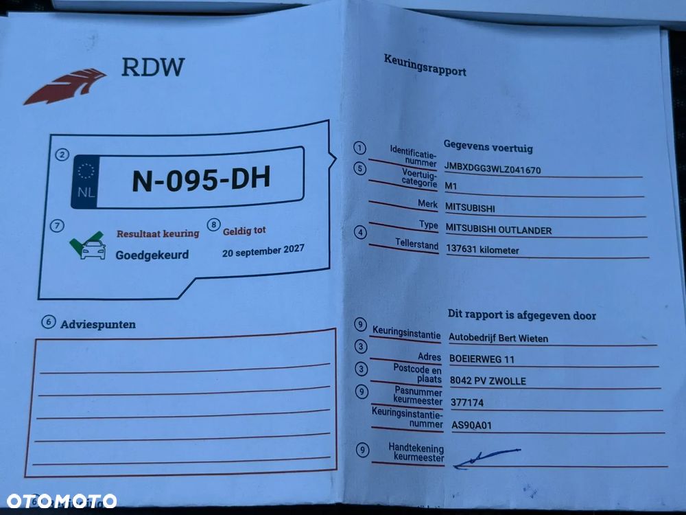 Mitsubishi Outlander Intense + - 33