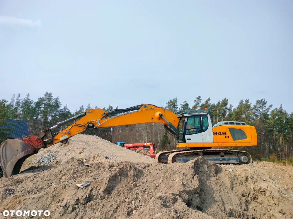Liebherr R946 LC - 13