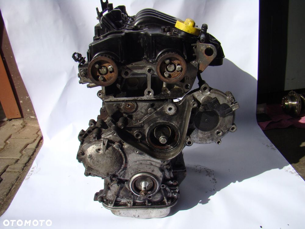 silnik goły słupek trafic vivaro g9u a 730 2.5 dci 2003 - 2006 - 4